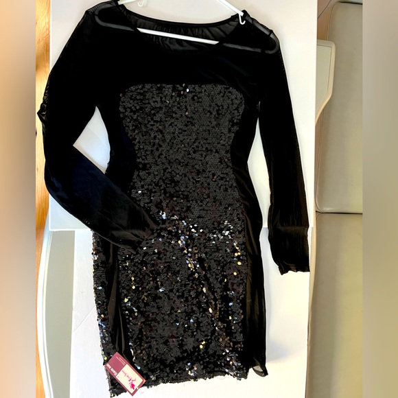 To My Lovers Dresses & Skirts - Black sequin long sleeve sheer dress size LXL NWT brand new by Lovers 💕